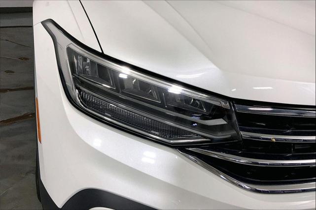 Photo of 2023 Opal White Pearl Volkswagen Tiguan
