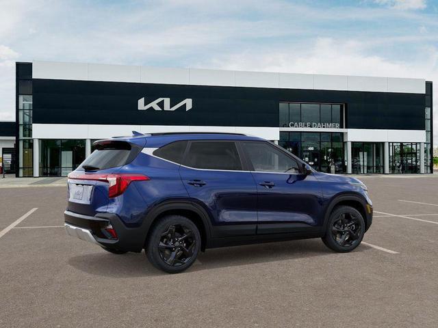 Photo of 2026 Dark Ocean Blue Kia Seltos