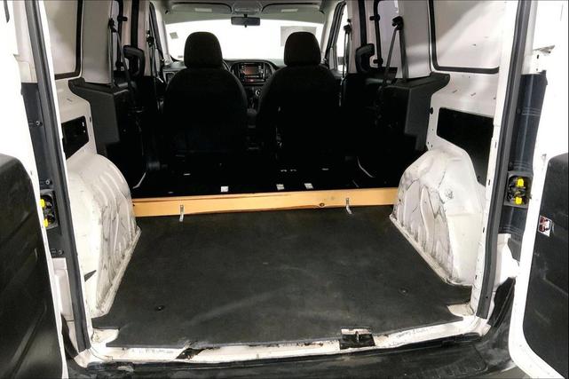 Photo of 2018 Bright White RAM ProMaster City