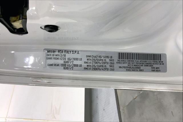 Photo of 2018 Bright White RAM ProMaster City