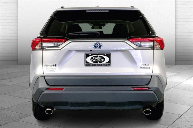 Photo of 2022 Silver Sky Toyota RAV4 Hybrid