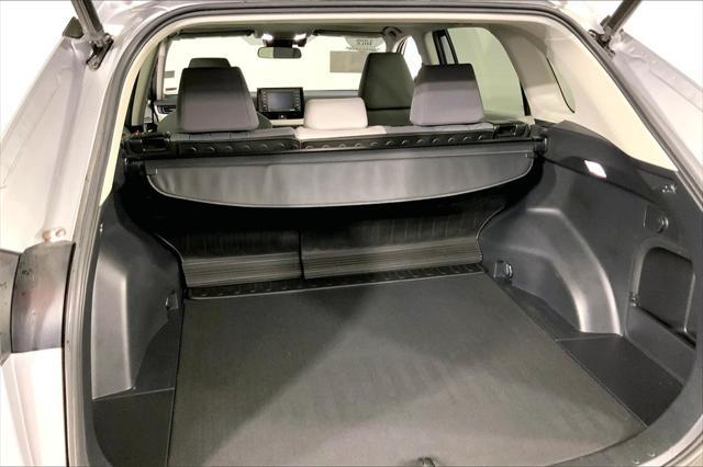 Photo of 2022 Silver Sky Toyota RAV4 Hybrid