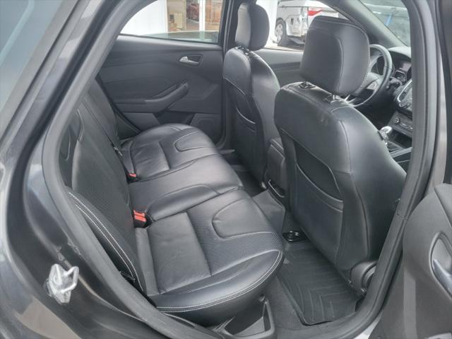 Photo of 2016 Gray Ford Focus ST