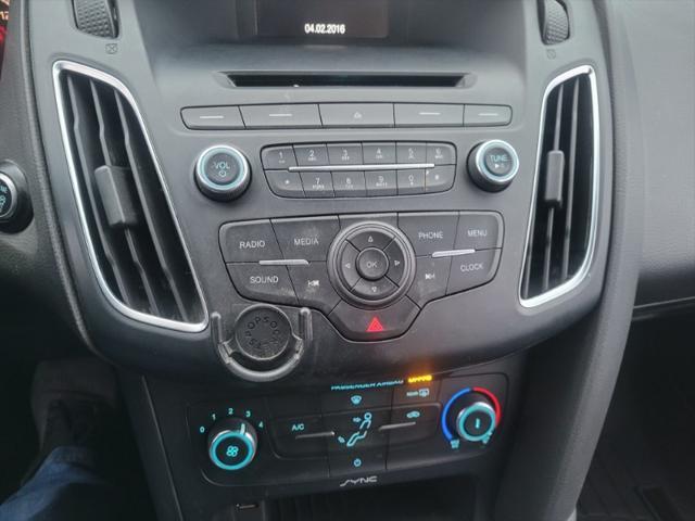 Photo of 2016 Gray Ford Focus ST