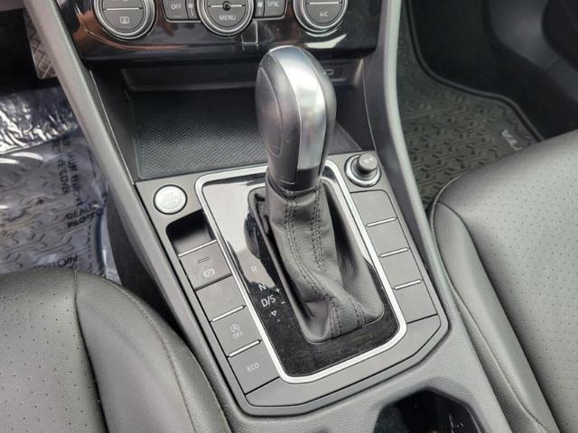 Photo of 2020 Blue Volkswagen Jetta