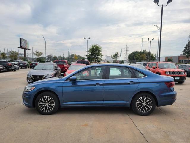 Photo of 2020 Blue Volkswagen Jetta