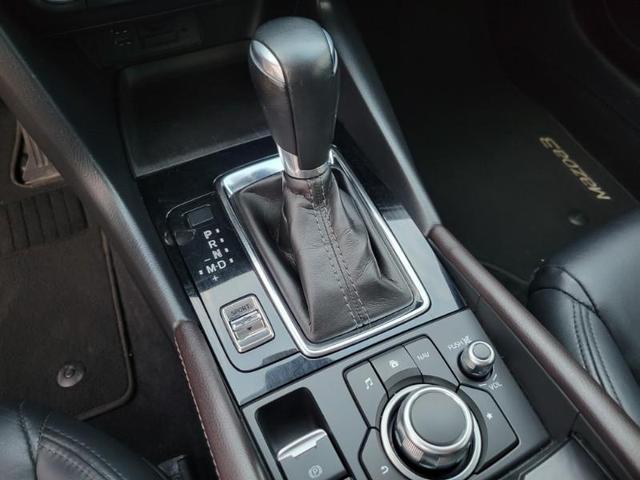 Photo of 2017 Gray Mazda Mazda3