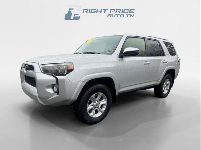 Photo of 2017 Classic Silver Metallic Toyota 4Runner