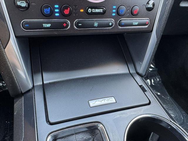 Photo of 2018 Shadow Black Ford Explorer