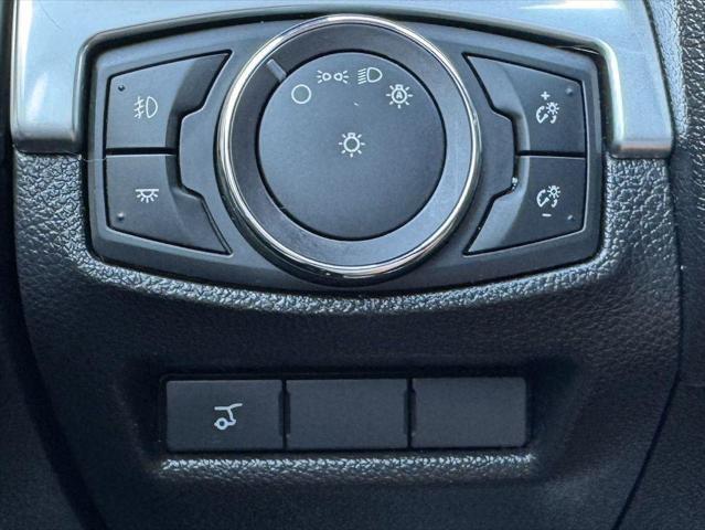 Photo of 2018 Shadow Black Ford Explorer