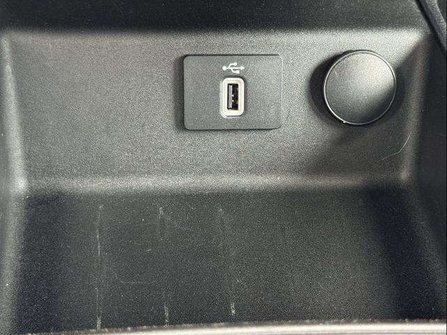 Photo of 2017 Magnetic Metallic Ford Fusion Energi