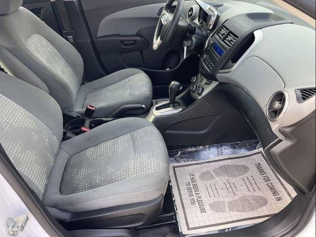 Photo of 2016 Summit White Chevrolet Sonic