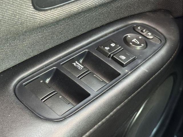 Photo of 2021 Platinum White Pearl Honda HR-V