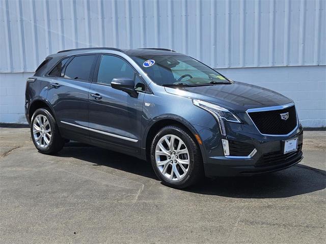 Photo of 2020 Jet Black Cadillac XT5