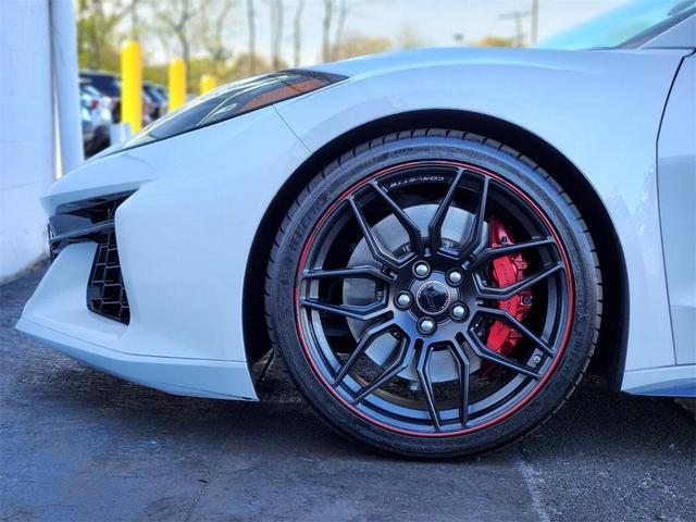 Photo of 2023 White Pearl Metallic Tricoat Chevrolet Corvette