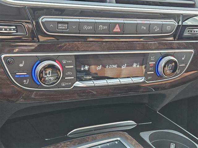Photo of 2018 Gray Audi Q7