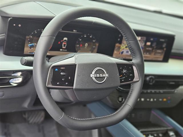Photo of 2025 Everest White Pearl Tricoat Nissan Murano