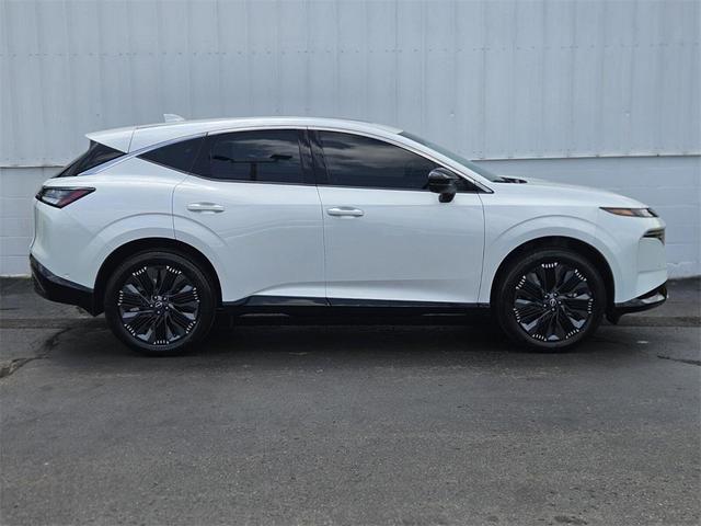 Photo of 2025 Everest White Pearl Tricoat Nissan Murano