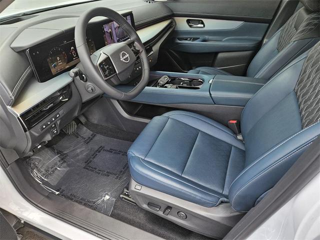 Photo of 2025 Everest White Pearl Tricoat Nissan Murano