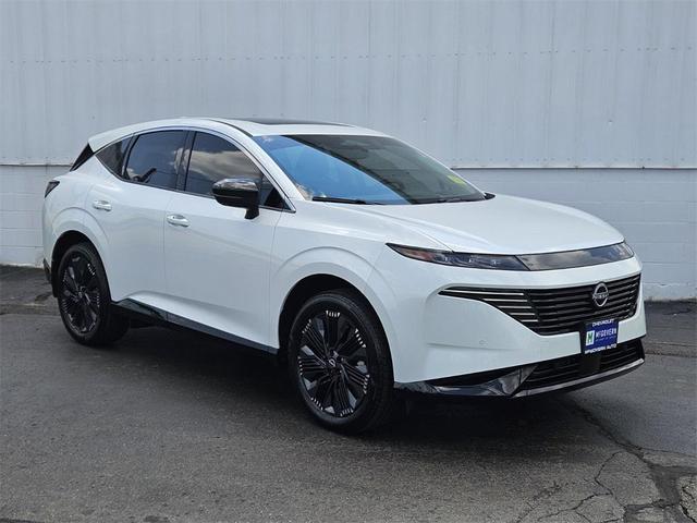 Photo of 2025 Everest White Pearl Tricoat Nissan Murano