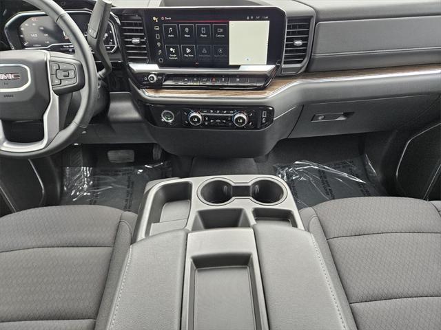 Photo of 2024 Summit White GMC Sierra 1500