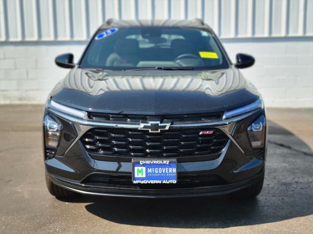 Photo of 2025 Mosaic Black Metallic Chevrolet Trax