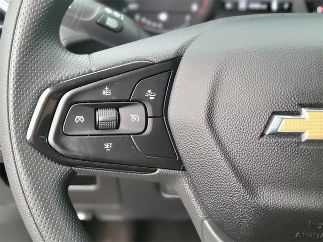 Photo of 2023 Summit White Chevrolet Trailblazer