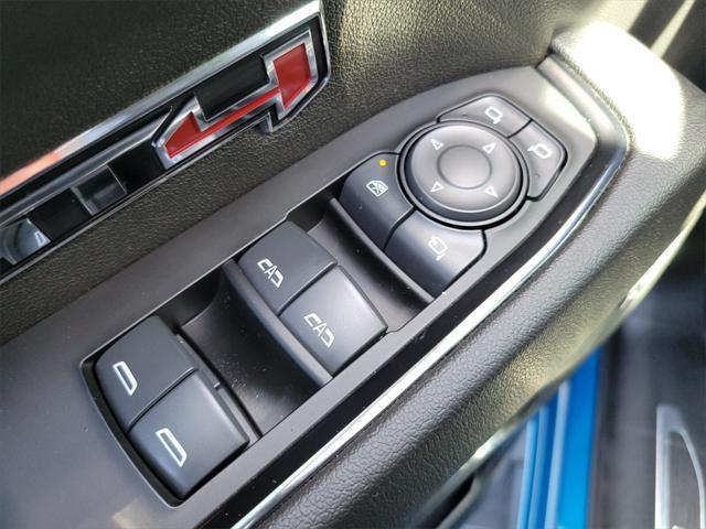 Photo of 2023 Blue Metallic GMC Sierra 1500
