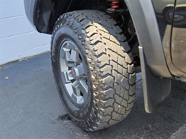Photo of 2022 Midnight Black Metallic Toyota Tacoma
