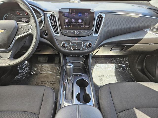 Photo of 2019 Silver Ice Metallic Chevrolet Malibu