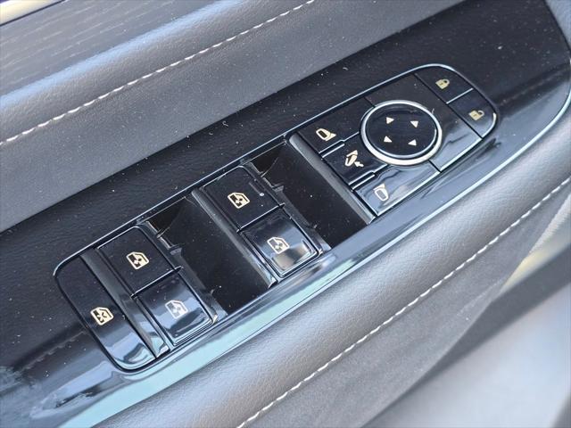 Photo of 2025 Dynamic Metal INFINITI QX80