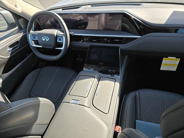 Photo of 2025 Dynamic Metal INFINITI QX80