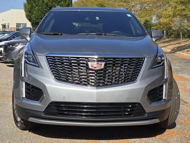 Photo of 2025 Argent Silver Metallic Cadillac XT5