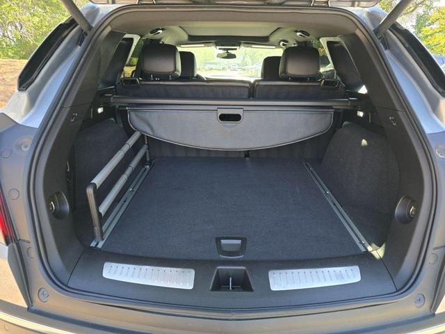 Photo of 2025 Argent Silver Metallic Cadillac XT5