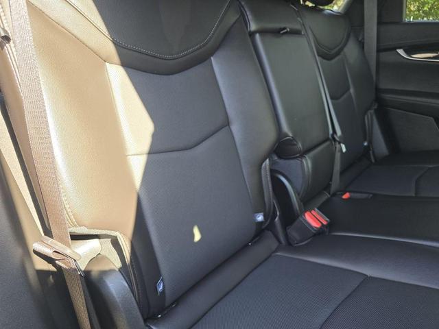 Photo of 2025 Argent Silver Metallic Cadillac XT5
