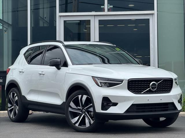 2023 Volvo XC40