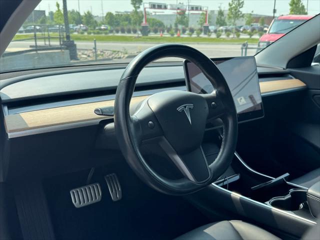 Photo of 2018 BLACK Tesla Model 3