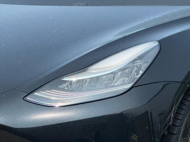 Photo of 2018 BLACK Tesla Model 3
