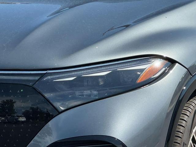 Photo of 2023 Cirrus Silver Metallic Mercedes-Benz EQS 580