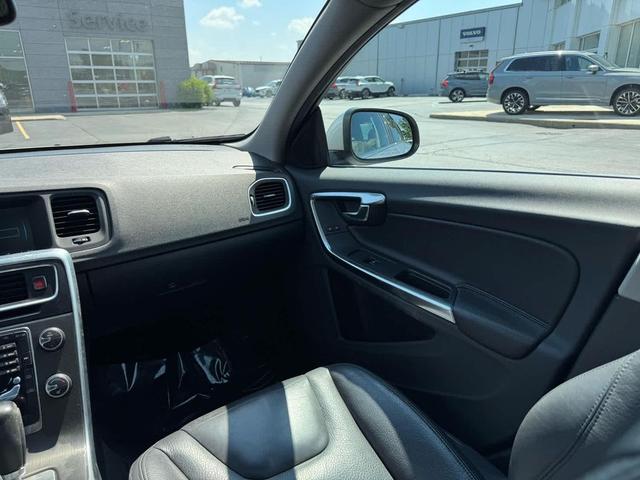 Photo of 2012 Silver Metallic Volvo S60