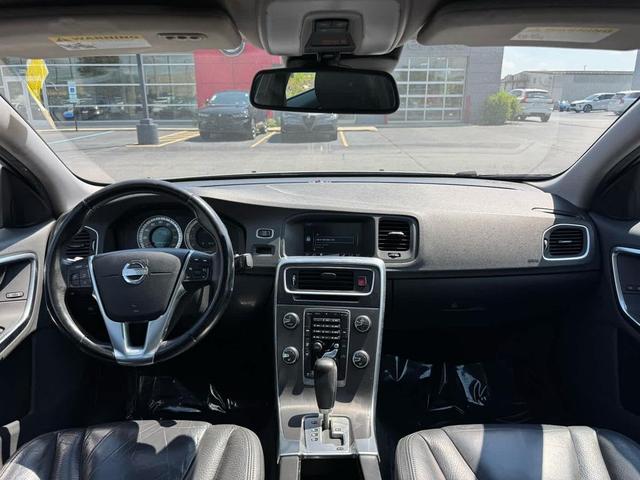 Photo of 2012 Silver Metallic Volvo S60