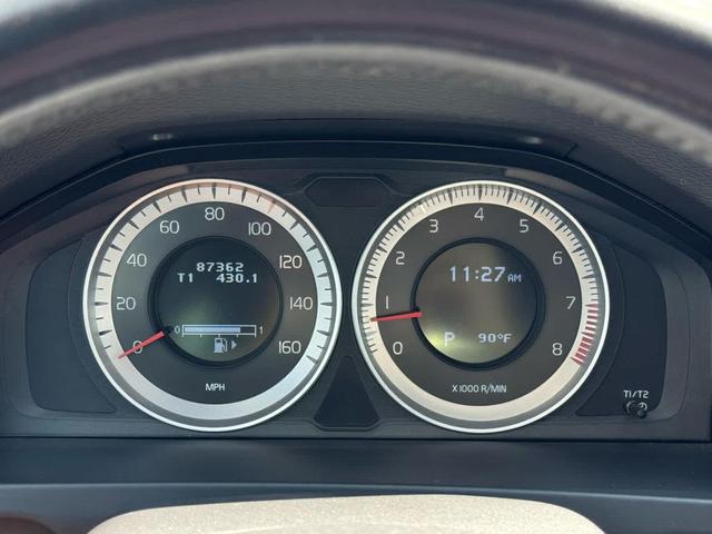Photo of 2012 Silver Metallic Volvo S60