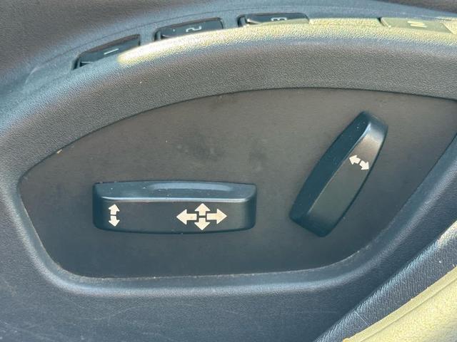 Photo of 2012 Silver Metallic Volvo S60