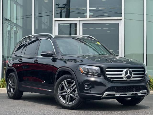 Photo of 2024 Cosmos Black Metallic Mercedes-Benz GLB 250