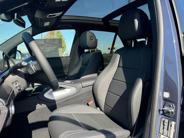 Photo of 2026 Twilight Blue Metallic Mercedes-Benz GLE 450