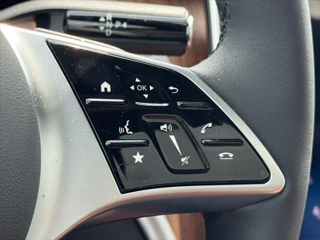 Photo of 2025 BLACK Mercedes-Benz C-Class