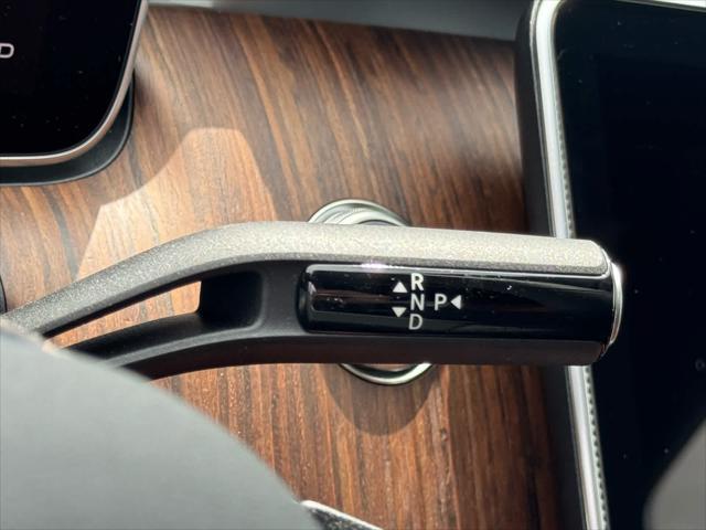 Photo of 2025 BLACK Mercedes-Benz C-Class