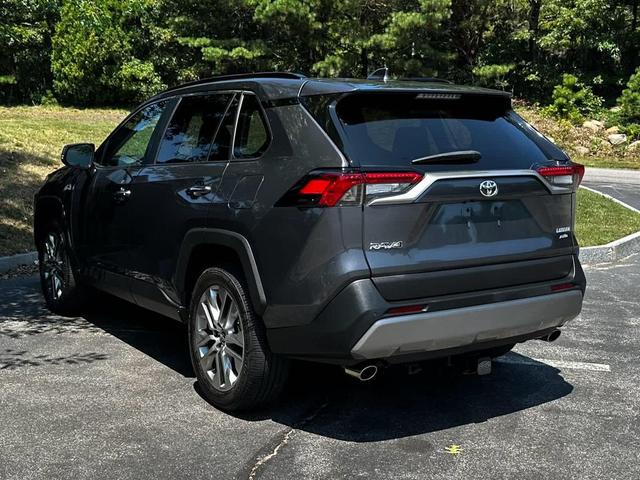 Photo of 2022 Magnetic Gray Metallic Toyota RAV4