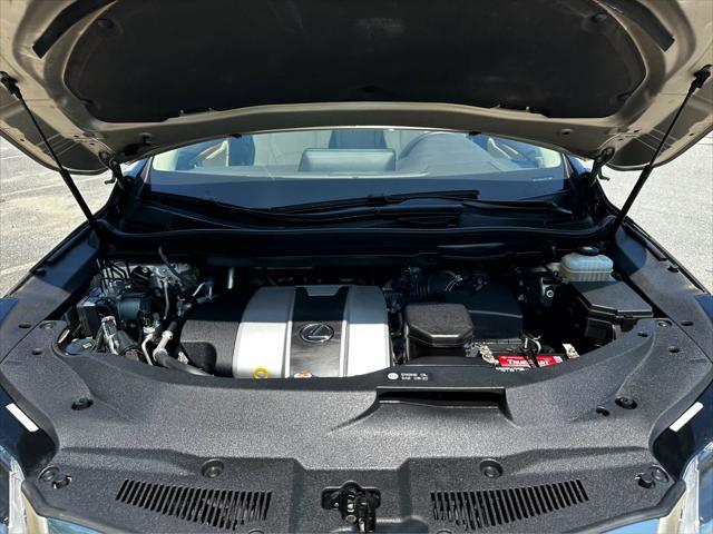 Photo of 2019 Satin Cashmere Metallic Lexus RX 350