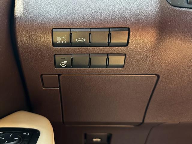 Photo of 2019 Satin Cashmere Metallic Lexus RX 350